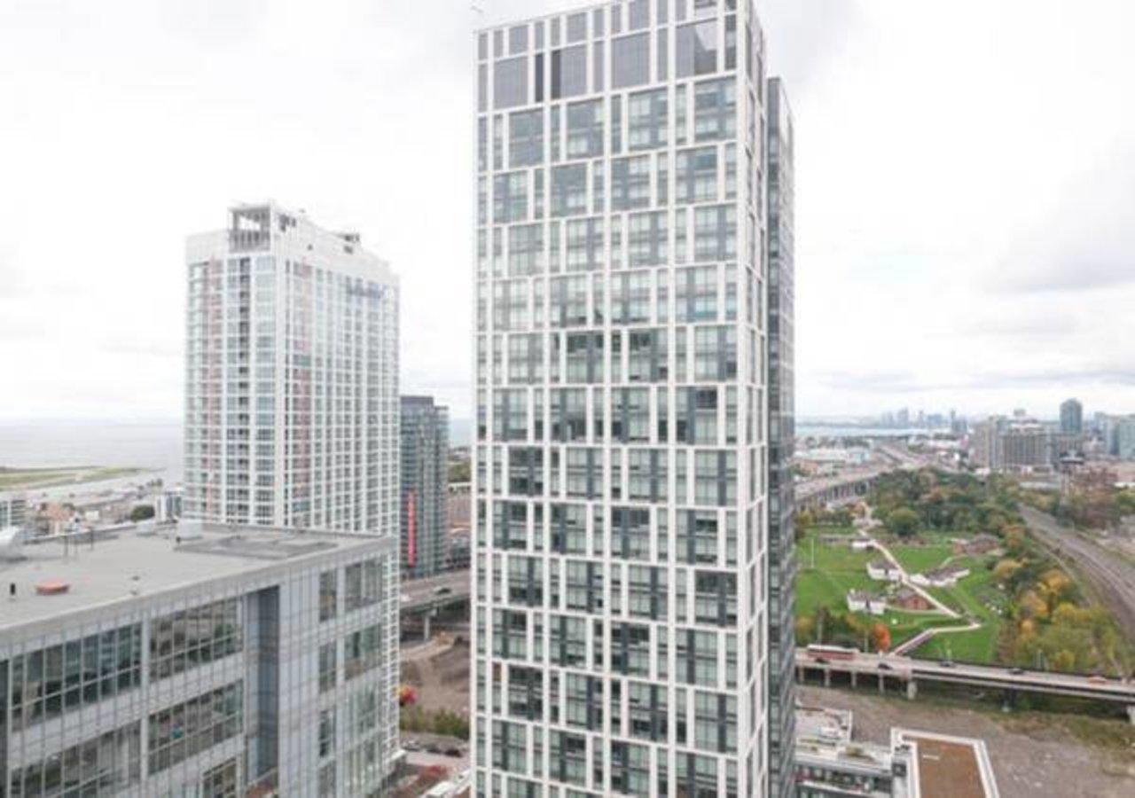 N2N Suites - Downtown Lake & City View Apartments Toronto Kültér fotó