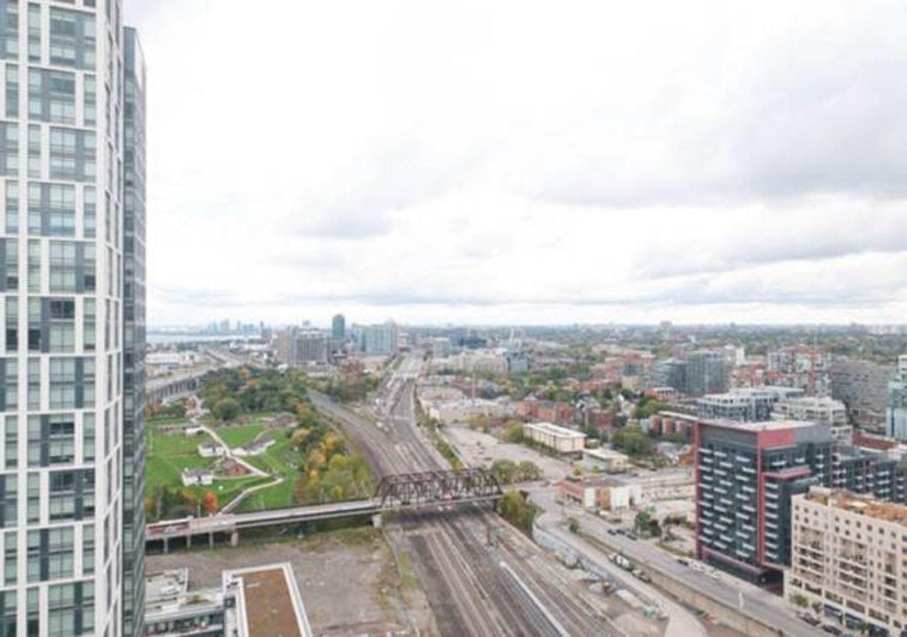 N2N Suites - Downtown Lake & City View Apartments Toronto Kültér fotó