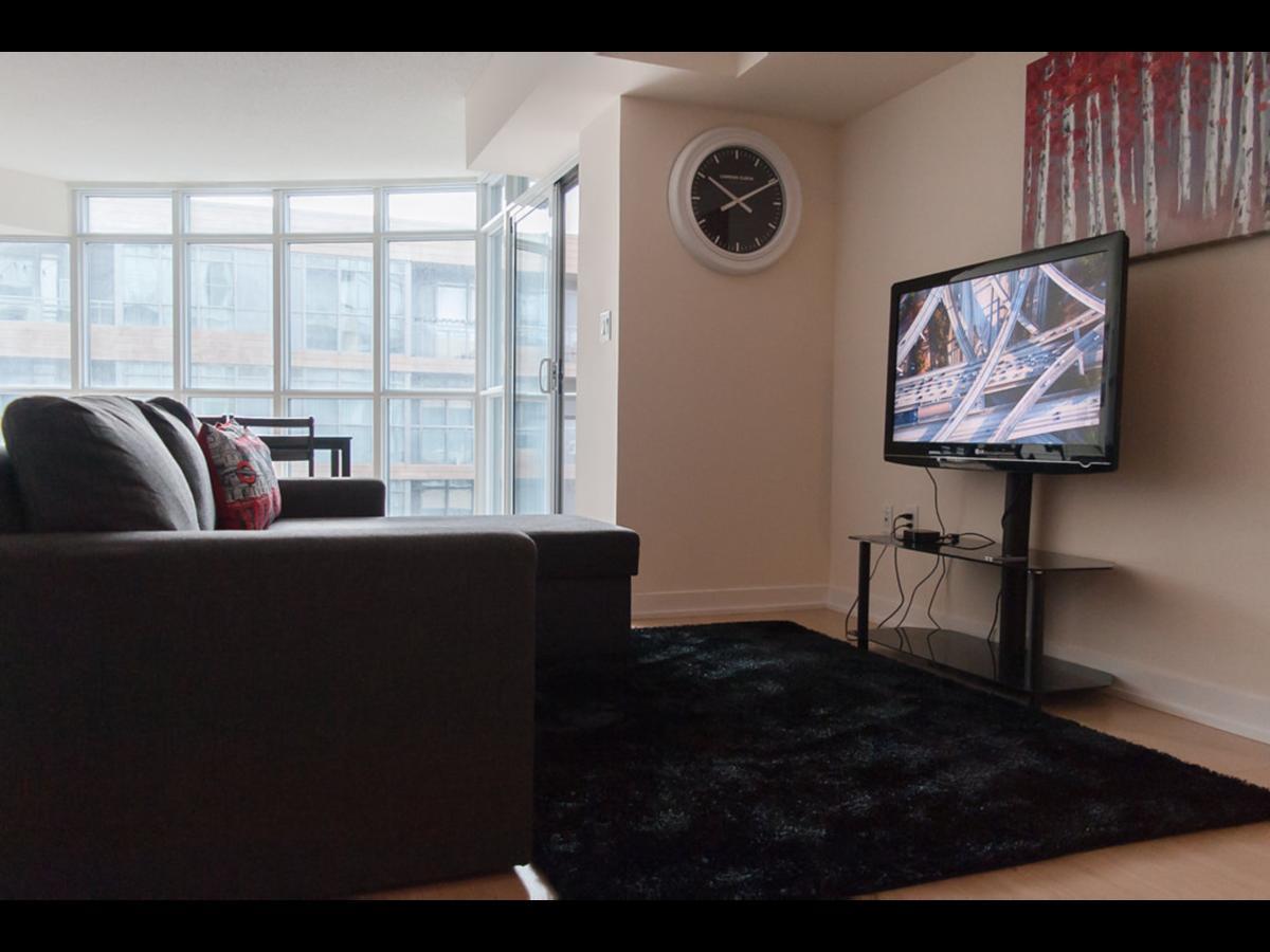 N2N Suites - Downtown Lake & City View Apartments Toronto Kültér fotó