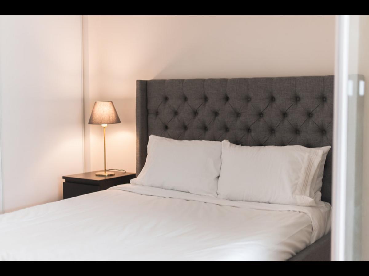 N2N Suites - Downtown Lake & City View Apartments Toronto Kültér fotó