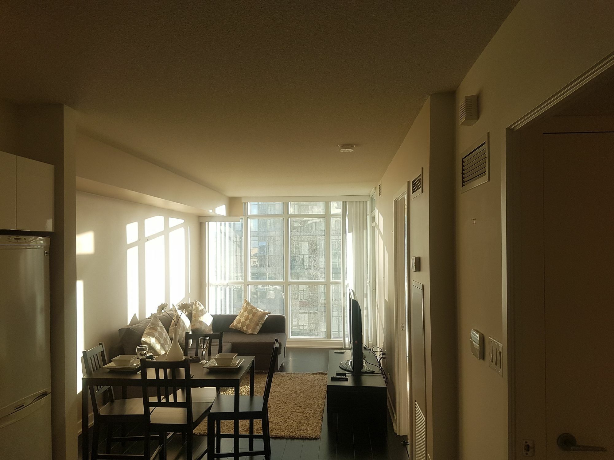 N2N Suites - Downtown Lake & City View Apartments Toronto Kültér fotó